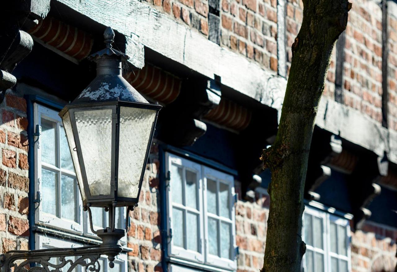 Einzigartig - Das Kleine Hotel Im Wasserviertel Lüneburg Exterior foto