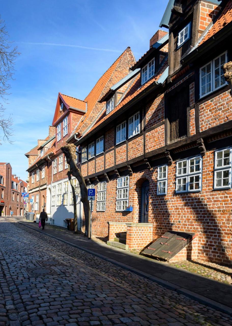 Einzigartig - Das Kleine Hotel Im Wasserviertel Lüneburg Exterior foto