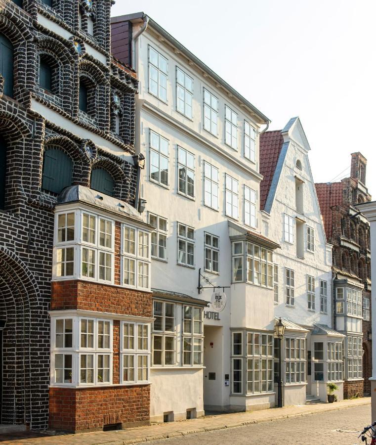 Einzigartig - Das Kleine Hotel Im Wasserviertel Lüneburg Exterior foto